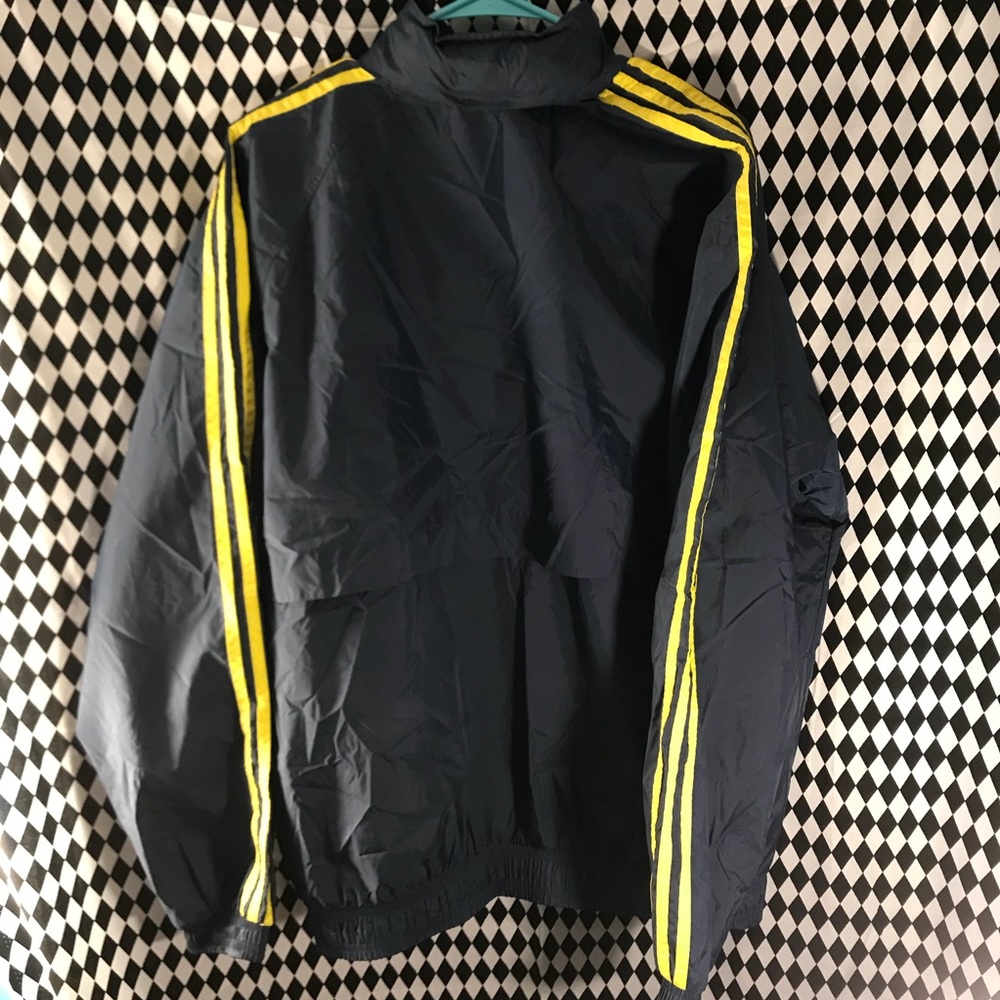 Adidas - Picture 3 of 5